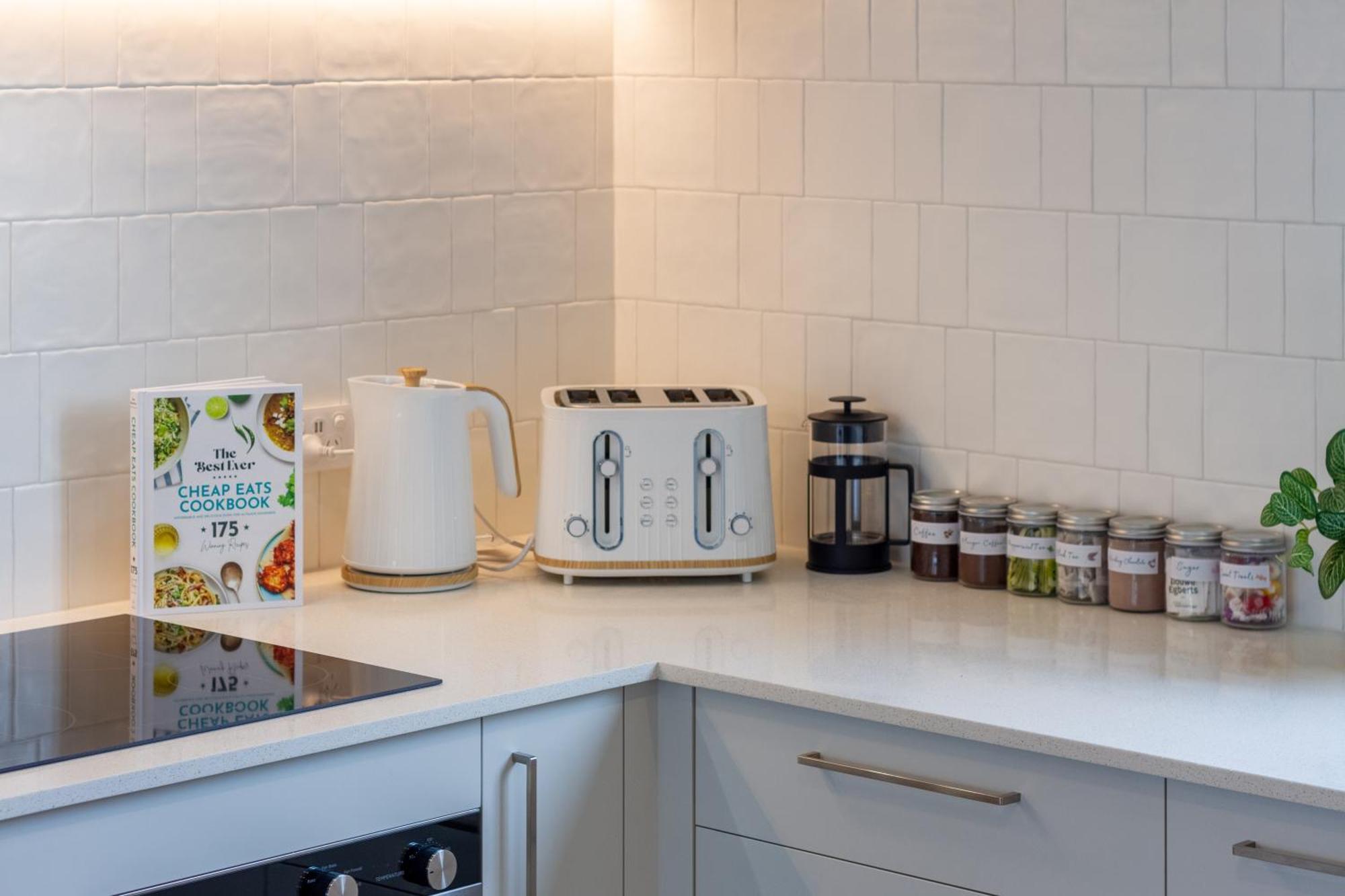 Relaxing City Hideaway - 2 Bed In Christchurch Cbd Exteriör bild
